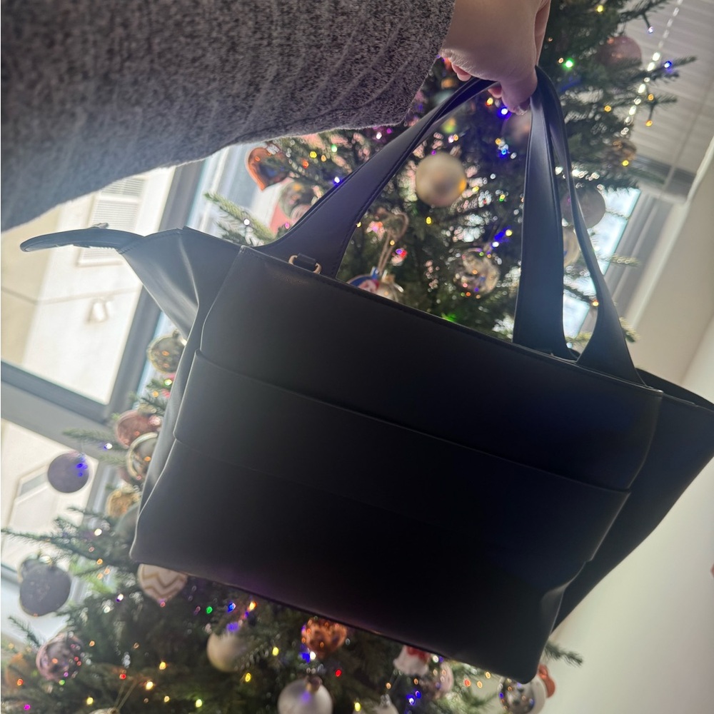July Black Travel Tote Bag - Picture 2 of 5